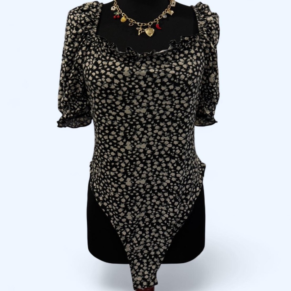 SHEIN Black and Cream Floral Bodysuit